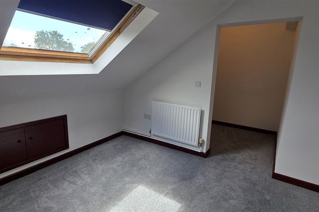 Flat 10, Brent Court, Swasvesey photo 5