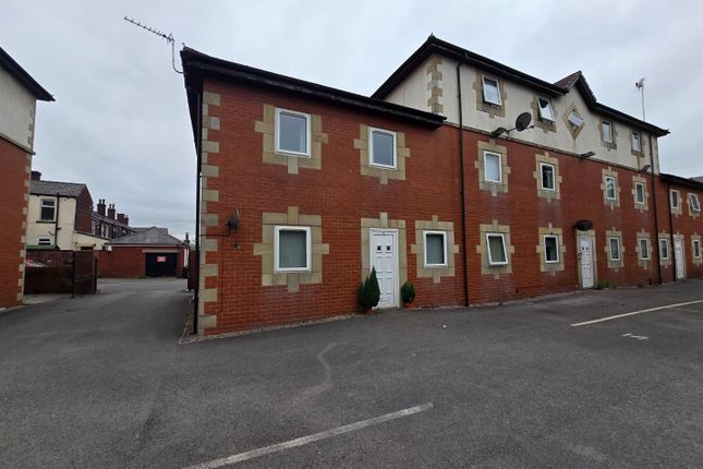 2-bed flat on 20 Church Mews, Deardens Street, Bury, £65,000