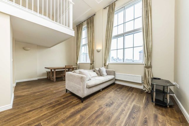 Thumbnail Flat to rent in Garratt Lane, Earlsfield
