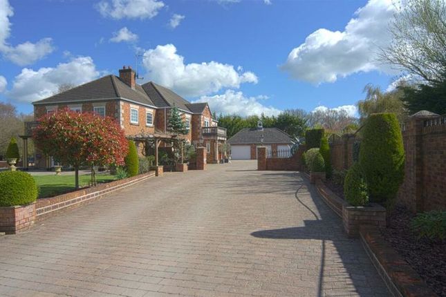 Thumbnail Country house for sale in Moss Lane, Bettisfield, Whitchurch