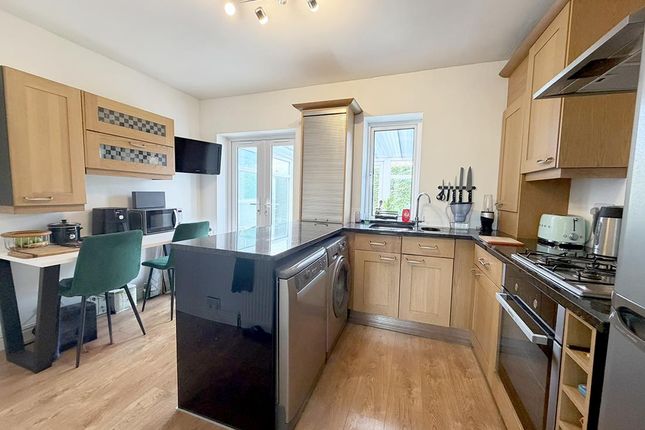 13, Rudbeck Drive, Harrogate photo 3