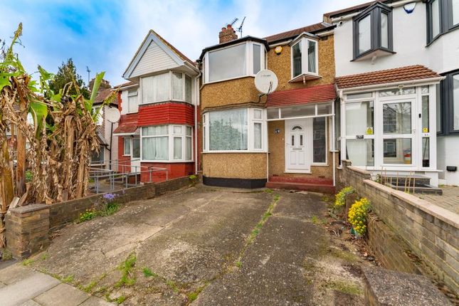 Thumbnail Property for sale in Coniston Avenue, Perivale, Greenford