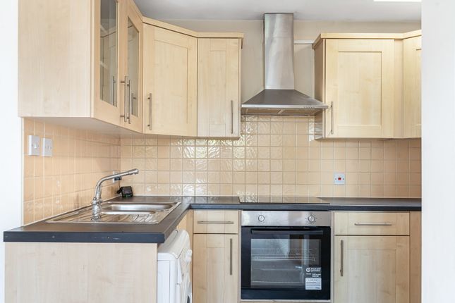 4 Jubilee Court,, Arlington, Cirencester photo 2