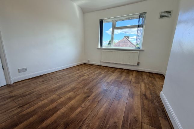 218, BIRMINGHAM photo 2