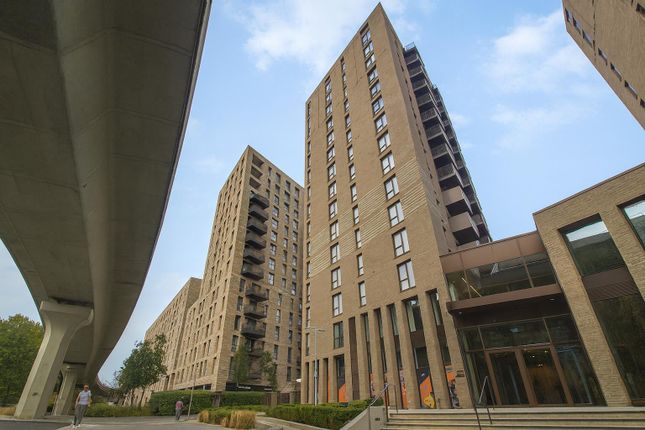 2-bed flat on Flat 39, 2, Kingfisher Heights, Bramwell Way, London, £475,000