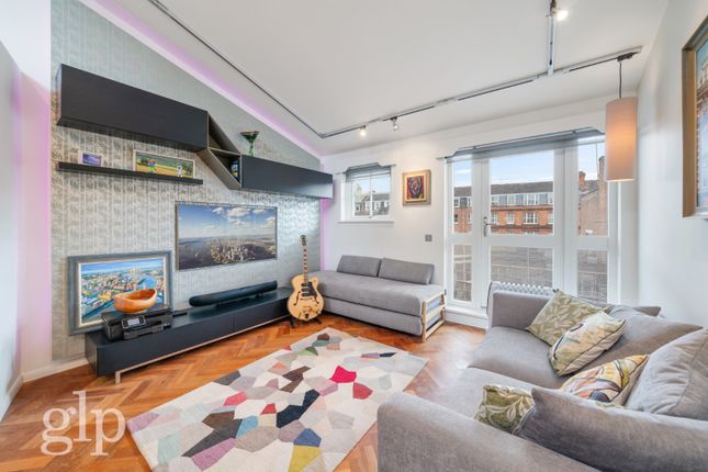 Thumbnail Flat for sale in Peter Street, London