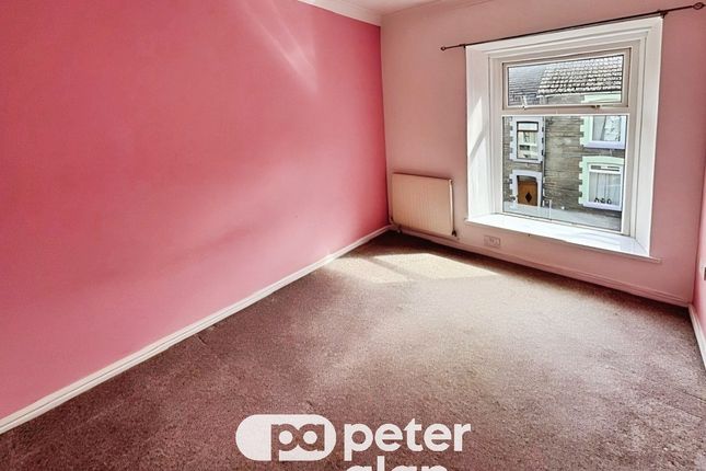 26, NEW TREDEGAR photo 5
