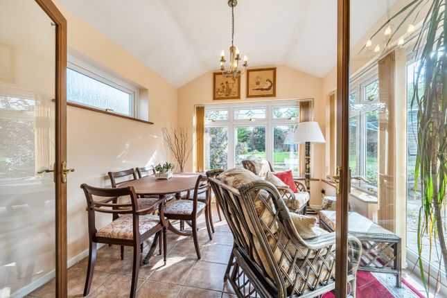 8 Culmhead Close, Taunton photo 4