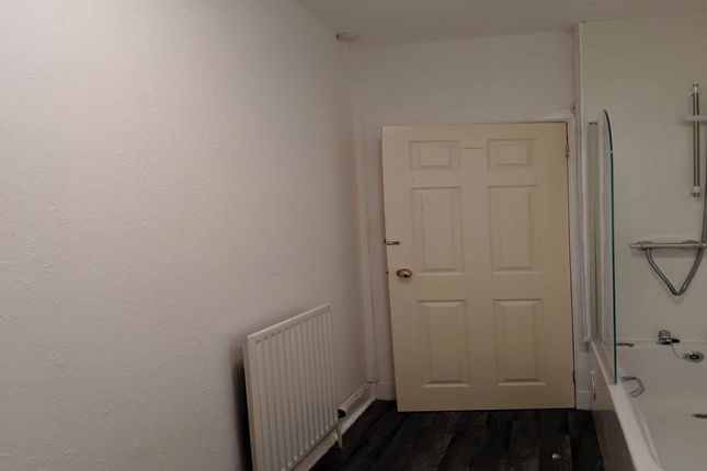 7 2/R Roseangle, Dundee photo 2