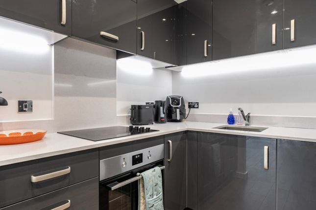 9 Peto Street North, Canning Town photo 4