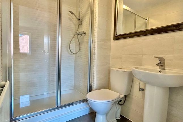 Master En-Suite