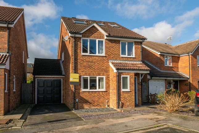 Thumbnail Detached house for sale in Kingfisher Drive, Redhill