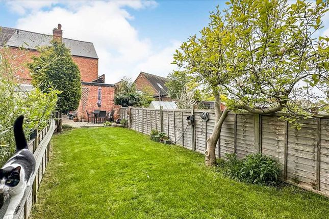 End terrace house for sale in Clifton Avenue, Ruddington, Nottingham