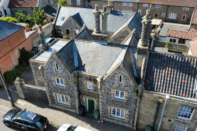 4-bed flat on Gothic House, Flat 1 & 2, Thetford, £200,000