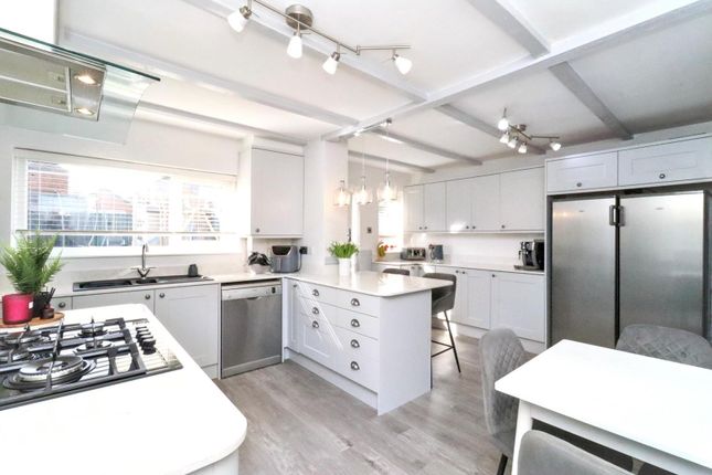 22, Waltham Avenue, Stockton-On-Tees photo 2