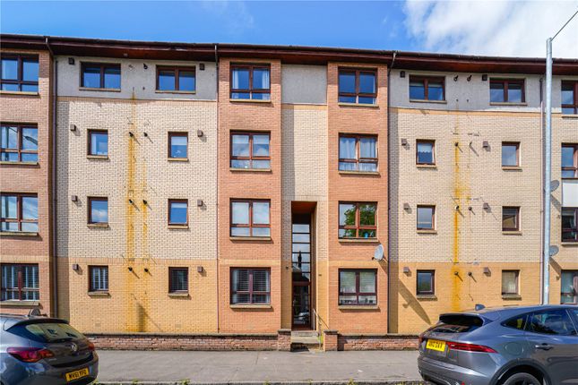 Thumbnail Flat for sale in 3/1, Kings Park Road, Glasgow