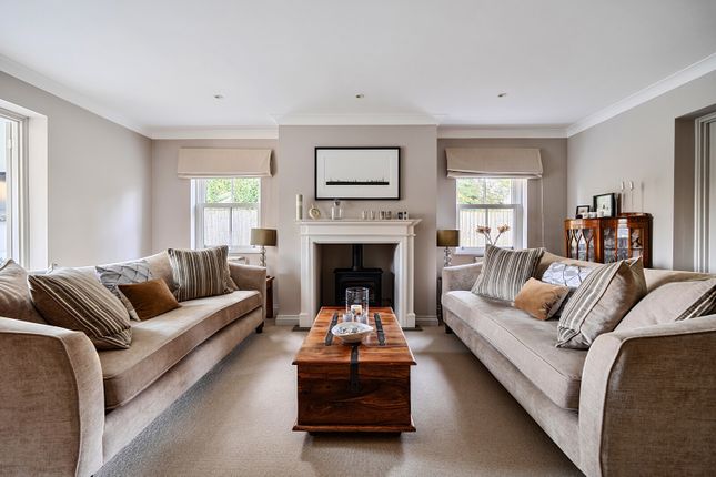Silverleigh House,, Oakdene Road, Godalming photo 2