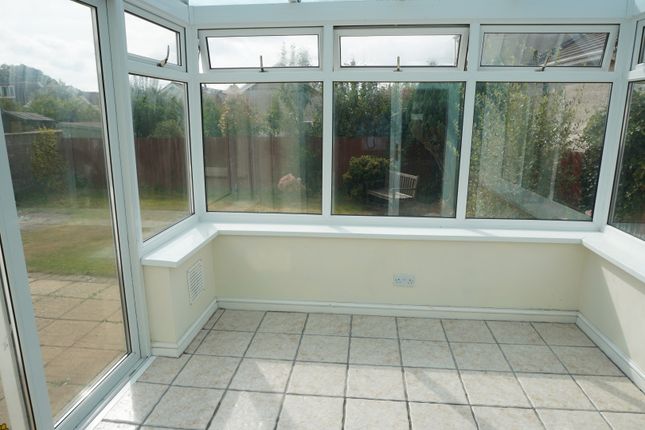 21, Whitestone Avenue, Swansea photo 4