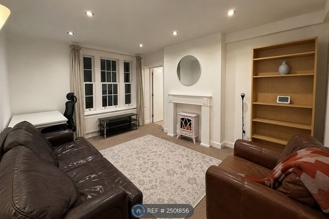 Flat, Walker House Phoenix Road, London photo 2