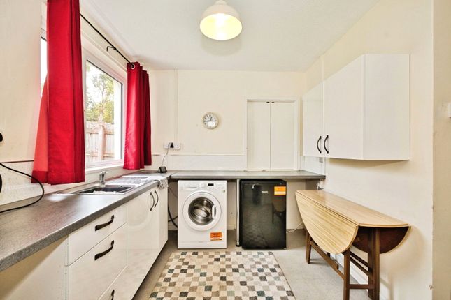 13, Churchill Road, Somerset photo 4