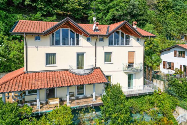 Detached house for sale in Frazione Pezzo, 22010 Acquaseria Co, Italy