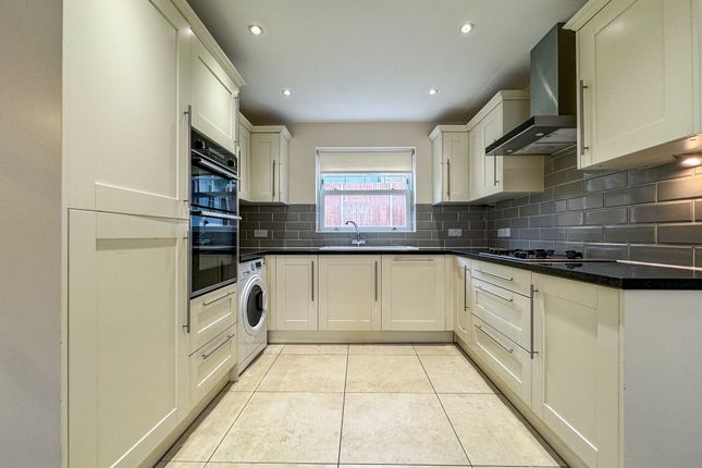 1, Willoughby Road, Harpenden photo 2