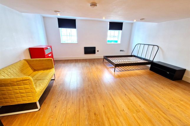 Flat 1, 1, Church Court, Rugby photo 2
