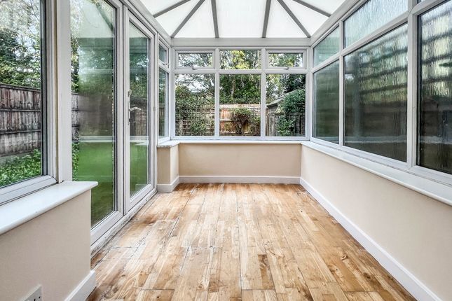 31, Roebuck Close, Hertford photo 5