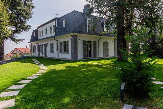 Villa for sale in Via Biscaretti, Pino Torinese, Piemonte
