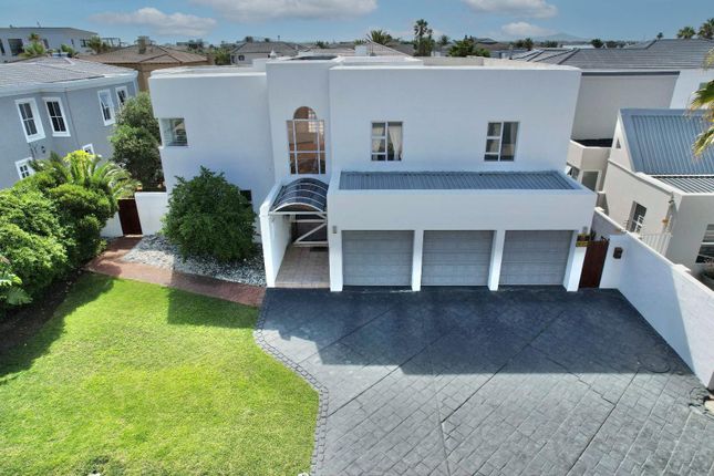 Detached house for sale in Forata Drive, Milnerton, South Africa