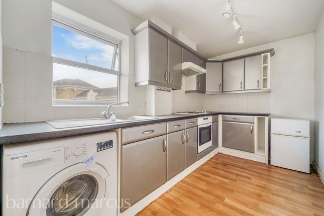 44, International Way, Sunbury-On-Thames photo 4