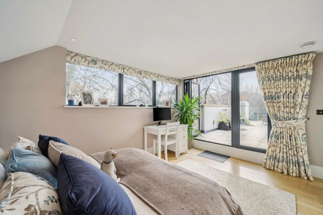 Semi-detached house for sale in Ropemakers Fields, Limehouse, London
