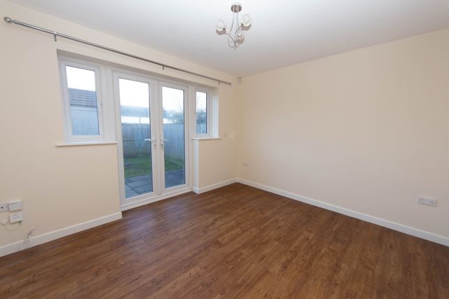 158, Ton-yr-Ywen Avenue, Cardiff photo 5