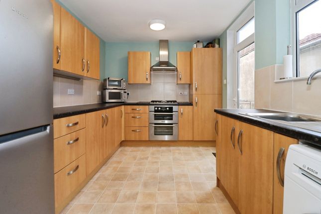 32, Hanham Road, Bristol photo 2