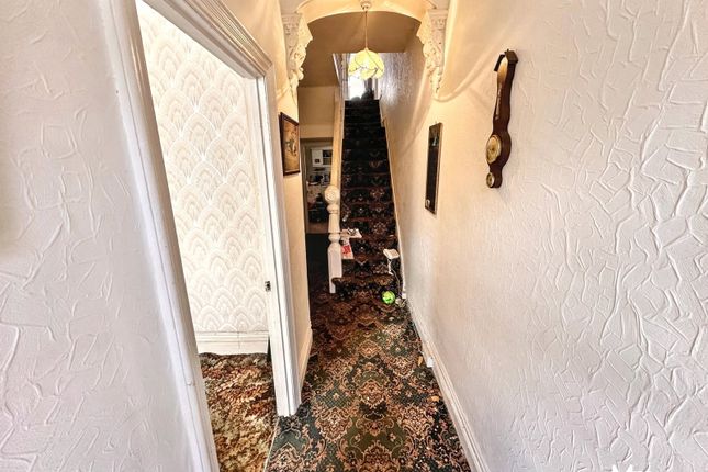 105, Pant Yr Heol, Neath photo 2