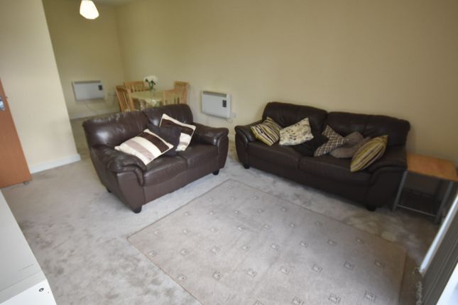 6, Bishops Corner, Hulme photo 3