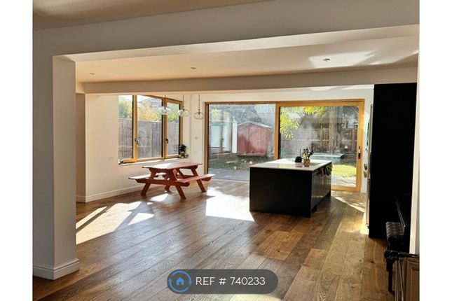 Spindrift Avenue, London photo 3