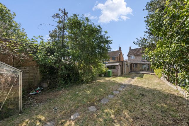 30, Coleridge Crescent, Slough photo 4