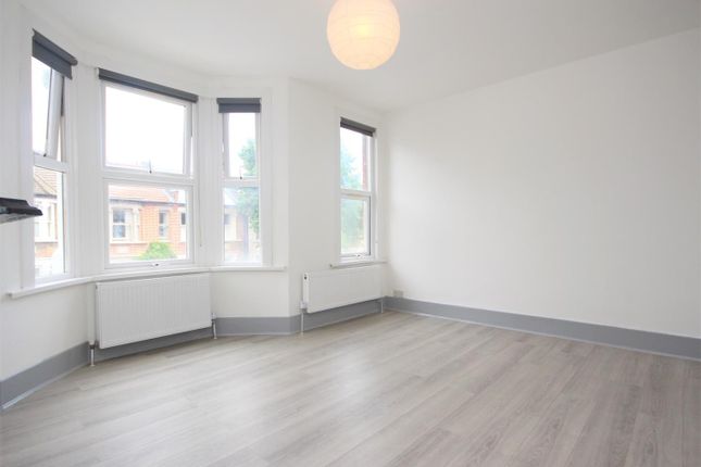 Master Bedroom 1.Jpg