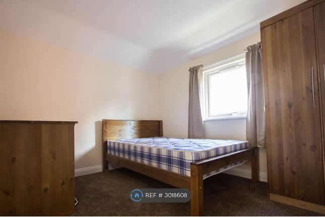 Flat, Ordnance Road Polygon, Southampton photo 5