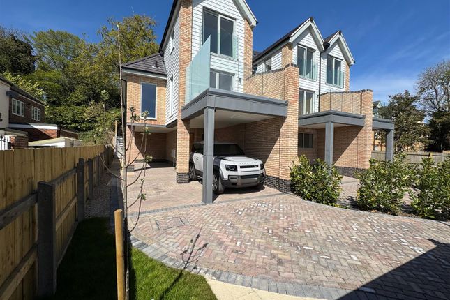 "The Outlook", 38, Cliff Road, Hessle photo 3