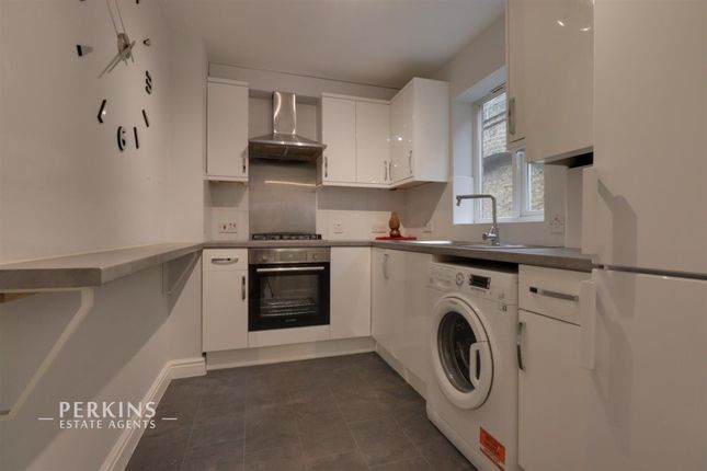 Flat 4, Flat 4, Churchill Court, Roxeth Green Avenue Harro, Harrow photo 2