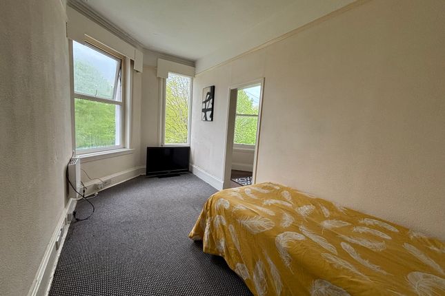 Room 2A, Torquay photo 3