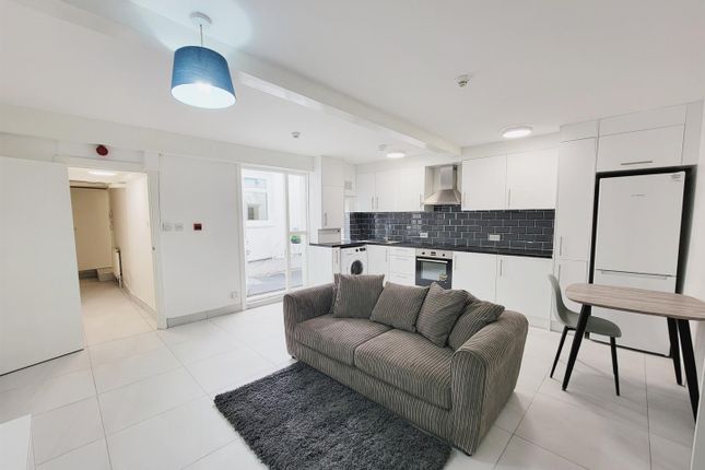 Living Room With Kitchen 2