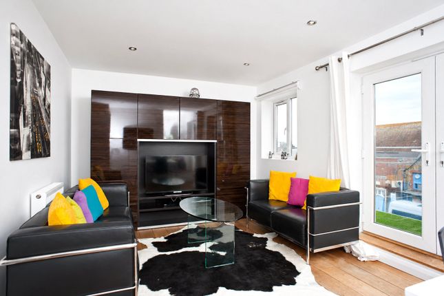 Flat 2, 1A,, St. Aubyns Road, Brighton photo 3