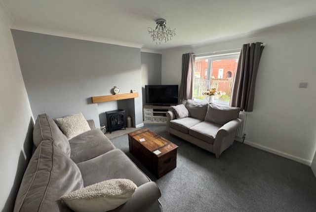 61, School Street, Pontefract photo 3