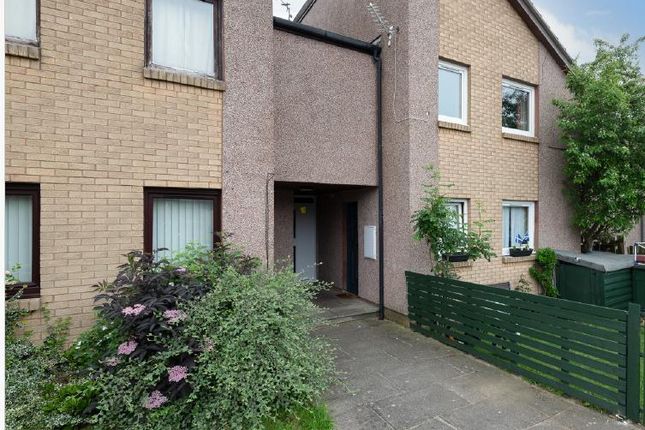 10 Thirlestane Place, Dundee, DD4 0TG, Dundee photo 2