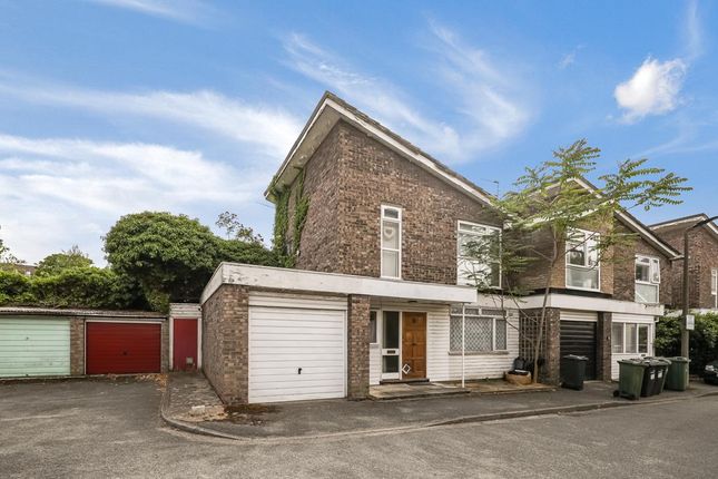3-bed house on 17, Maple Close, London, £699,995