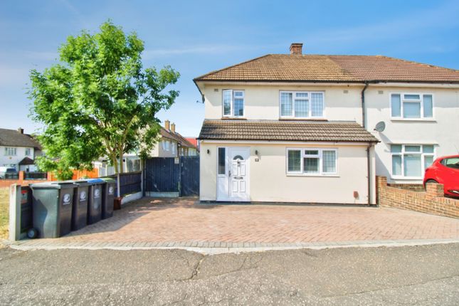 3-bed semi-detached on Crossfields, Loughton, £2,600/mo