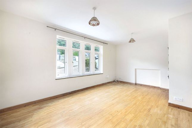 5, Cuddenbeake Terrace, Saltash photo 4